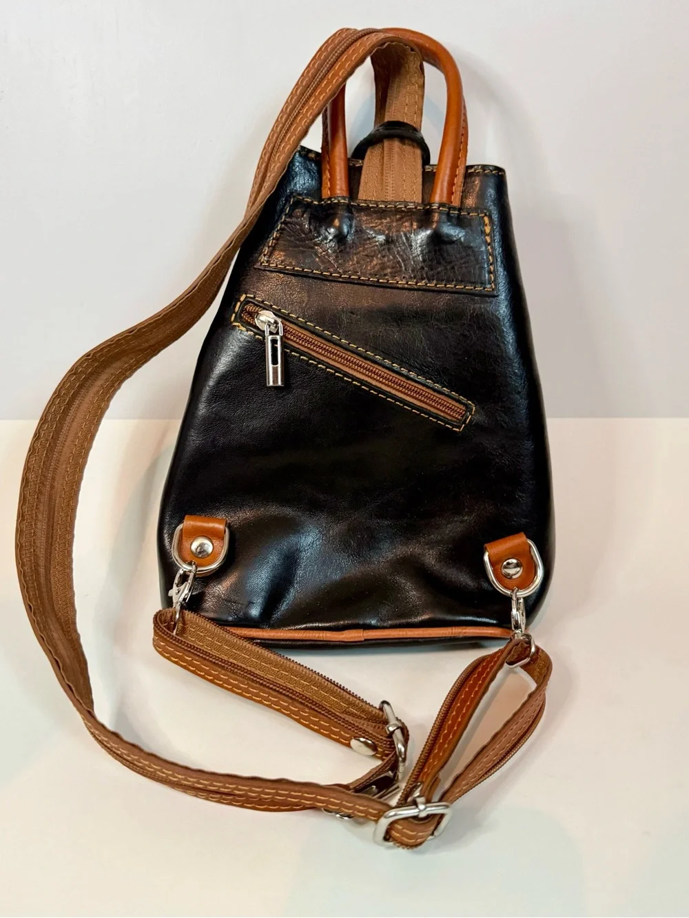 Vera Pelle Black Italian Leather Mini Backpack/Sling Bag